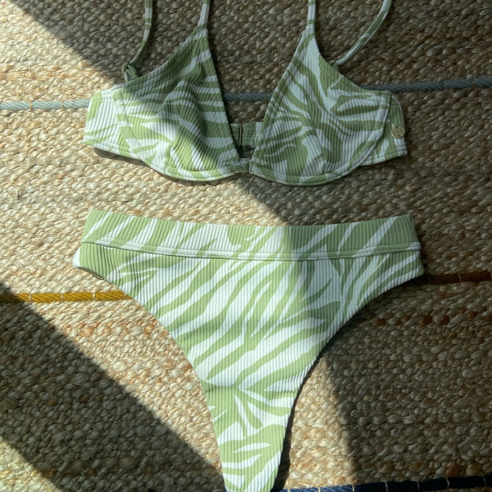 Billabong bikini
